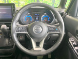 【純正革巻きステアリング】上質な革を使用することで、手にしっかり馴染みとても運転しやすいハンドルです♪