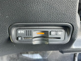 運転席左下にETCがついています。