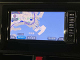 いまや必須装備「ナビゲーション」搭載!知らない場所にスイスイッとドライブ。もう、これなしではハンドルを握れませんね!でも運転中の操作は危険ですのでご注意ですね☆