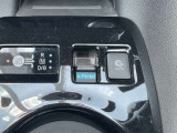 E-pedalはアクセルペダルの踏み加減を調整するだけで、加速・減速から停止までをワンペダルで行うことができます!