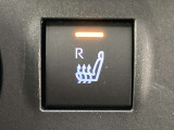 運転席シートヒータースイッチです。