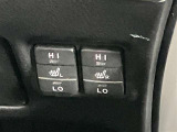 当店ではトヨタauショップ併設しております。お車と一緒にau携帯の機種変更も可能です♪また、自動車保険も取り扱っております。車の支払いと自動車保険の支払いをまとめてお支払い可能なプランもあります♪