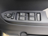 当社は購入後のアフターケアを大切にしております。納車後、1ヶ月無料点検、半年ごとにあんしん点検、12ヶ月法定点検の誘致をします。また車検までの点検をセットにした『ワンダフルパスポート』を販売中です。