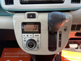 メンテナンスしてある記録簿付きの車両です。(取り扱い説明書&メンテナンスノート)新車購入時からの点検内容が記入してあります!おクルマに関してどんな細かい事でも気になる事があればお気軽にお電話ください!