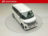 両側パワースライドドア付きだから、狭い駐車スペースなどでの乗り降りラクラク♪小さなお子さまのいるご家庭には嬉しい装備です。