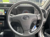 当社でご購入していただいた全ての車両はご納車前に、しっかり点検・整備してからのご納車になります。点検部位はエンジンオイル交換・ワイパーゴム・ブレーキ点検・調整・その他を確認の上ご納車致します。