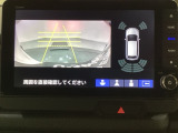 バックでの車庫入れも安心です! リアカメラが付いているバックモニター付のナビを装備しております。バンパーについているソナーや、操作線もついており距離感も画面から確認できます。