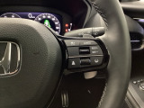 ステアリング右手側に安全運転支援機能のホンダセンシングをコントロールするスイッチ