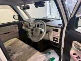 室内はスタッフが真心込めて清掃や納車の準備をします!試乗は全車OKですので現状確認をして下さいね!