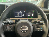 手元でナビの音量調整等が出来るのでナビの操作によるわき見運転を防止することが出来ます。