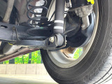 お車を安心してお乗りいただく為には、足回りの定期点検が欠かせません。サービスサポート(有償保証)では無料点検もご提供しており、安心のカーライフをお過ごしいただけるサポート体制が整っています。
