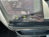 【シートヒーター】シートを温めてくれる暖房機器です!長時間座っていると負担が掛かりやすい背中や腰、または冬場などの寒い日に冷えやすい脚部に快適なぬくもりを伝えます。