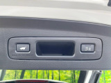 【パワーバックドア】スマートキーや運転席のボタンを押すだけでリアゲートが自動で開閉します!荷物を持っている時や、高い位置にあるバックドアを閉める際に便利な機能です♪
