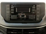 ダイハツ純正、AUX・USB端子付CDチューナーが装備しております。好きな音楽をお楽しみになりながらお出かけください。また、バージョンアップしてオプションでナビ装着も可能ですよ♪