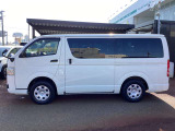 カープレシャスではご納車後もお客様に安心しておクルマにお乗り頂くため、【2か月又は2,000km】の保証をお付けしております!当社は保証金額をお支払い総額に含ませていただいております!