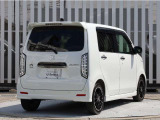 お支払いはホンダクレジットをご利用ください。運転免許所をご持参いただければ審査が可能です。また月々のお支払金額を抑えられるなど、メリットがいっぱいの据え置きクレジットもご用意しております。