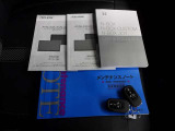 ☆車両取扱説明書&メンテナンスノート・ナビ取扱説明書・スマートキー2本☆