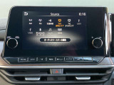 TV視聴や音楽機器の接続など多彩なナビでロングドライブも退屈なく楽しめる日産コネクトナビです。