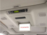 【電動後席モニター】プレミアムサウンド専用!電動開閉後席フリップダウンモニターです。5.1chサウンド、18スピーカーの専用音響システムとなり、人気の装備になります。