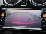 バックビューモニターが付いていますので、車庫入れや後方の安全確認にも便利です。