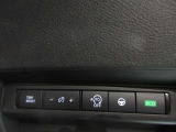 ハンドル支援システムです車線の中央を走行するようにステアリング操作をアシストします