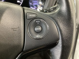 【クルーズコントロール】アクセルペダルを踏まずに一定の車速で走行できますので、高速道路など加減速の少ない道で便利です♪長距離ドライブの疲れを軽減してくれる、嬉しい装備ですよね♪