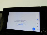 8インチ、ディスプレイオーディオ装着。スマホと通信ができてナビや好きな音楽を楽しめます。