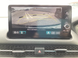 Bluetoothにてハンズフリー通話/音楽再生、Apple CarPlay/Android Auto対応。