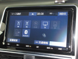 ナビゲーションは純正SDナビ(NSZT-Y68T)を装着しております。AM、FM、CD、DVD再生、Bluetoothがご使用いただけます。初めて訪れた場所でも安心ですね!