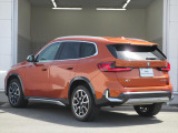 BMW認定中古車は、ドイツ本社と同様の教育・訓練を受けたBMW専門のメカニックが100項目以上のポイントを徹底的にチェックし、整備したうえでご納車させていただきます。