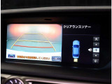 車庫入れに便利なバックモニター付きです