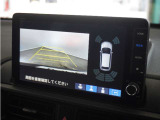 ◆リアワイドカメラシステム◆3種類の表示で後方確認をサポート♪セレクトレバーを「R」の位置に入れるとカメラ画像に切り替え。ノーマルビューでは従来のリアカメラと同様の標準的なビューで表示します!