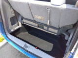 深さがあるのでフル乗車でもしっかり荷物が載せられます!
