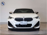 【キドニーグリル】BMWは約90年もの間、ほぼ全ての車両にひと目でBMWだと分かるこの特徴的なフロントグリルが備えられ、デザイン・アイコンとして親しまれてきました。