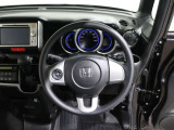 運転しやすいハンドルです。