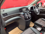 ご納車前にスタッフが入念に清掃し気持ちよく乗り出せるように致します。