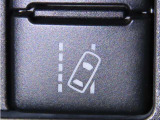 車線逸脱警報装置を装備しております。