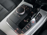 BMWライフをさらに素晴らしいものにするために、BMWカードもご用意しております。ご利用金額1,000円ごとに1ポイントたまります。BMW正規ディーラーでのご利用につきましてはポイントが2倍になります。