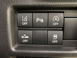 【パーキングサポートブレーキ】バンパーに取り付けられた超音波センサーで障害物との距離を感知して、ランプや音声で知らせてくれます!