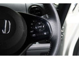 Hondaセンシングの機能のひとつ、アダプティブクルーズコントロール付!アクセルから足を離しても設定したスピードと前車との車間を保ち走行してくれます!車線維持もアシスト☆高速道路で疲労軽減ですね☆