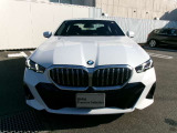 群馬BMWプレミアムセレクション館林は認定中古車販売のスペシャリストとして品質へのこだわり、特に喫煙歴の無いだれもが気持ちよく購入検討いただける車両を展示しております。遠方からもお問い合わせください。