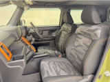 トヨタ中古車「まるごとクリーニング」施工済。外装はもちろん内装はシートを外して見えない所まで徹底洗浄しています。