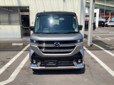 スタイリッシュなフロントマスク!