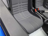禁煙車ですので焦げや臭いなどはございません。気持良くお乗り頂けます。