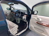 ご覧いただきありがとうございます!安心保証付きの展示車を多数揃えておりますのでお気軽にお尋ねください。