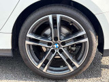 左後リヤ 225/40R18