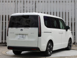 お支払いはホンダクレジットをご利用ください。運転免許所をご持参いただければ審査が可能です。また月々のお支払金額を抑えられるなど、メリットがいっぱいの据え置きクレジットもご用意しております。