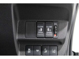 ◆◆両側電動スライドドア!!荷物で手が塞がる時など簡単にドアの開閉が出来ます!何より力いらずで開閉OK!女性やお年寄りにも優しい♪電動機能はOFFにもできますから元気なお子様の駆け出しも安心!