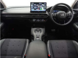◆視界広々で非常に運転しやすくロングドライブでも疲れを感じさせないすっきりとまとまったインパネ周りです。