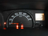 展示車は全てトヨタの車を知り尽くしたエキスパートが基本性能に関わる機能や状態を徹底的にチェックしています。消耗部品の事前交換など法定12ヶ月点検相当の点検・整備を必ず実施しています。